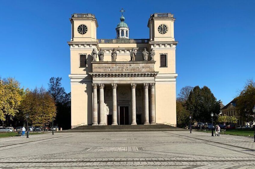 History of Vác with a young local historian