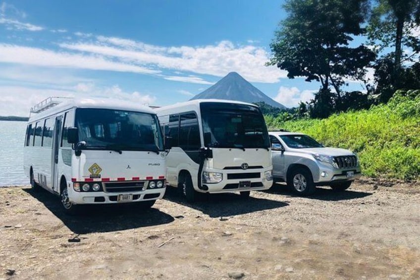 Shuttle Transfer Lake crossing from Monteverde To Arenal
