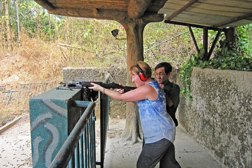 正在顯示第 2 張相片,共 10 張。 Cu Chi Tunnels: Morning or Afternoon Guided Small-Group Tour
