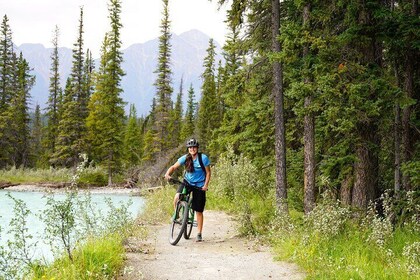 1.5 Hours Private Mountain Bike Tour in Jasper National Park