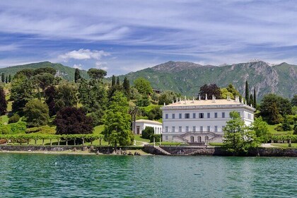 Tour between Villas and Boats of Lake Como