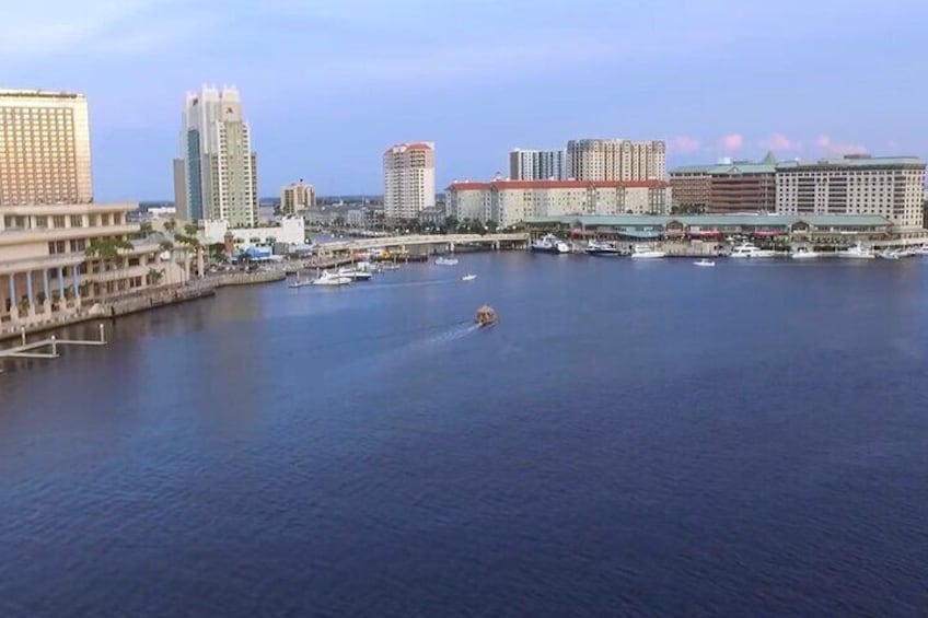 90 minute - Tiki Boat Cruise in Tampa - BYOB