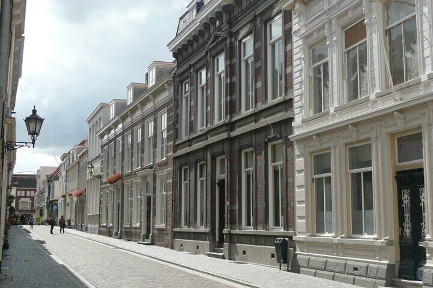 Self-Guided Tour of Bergen op Zoom with Interactive City Game 