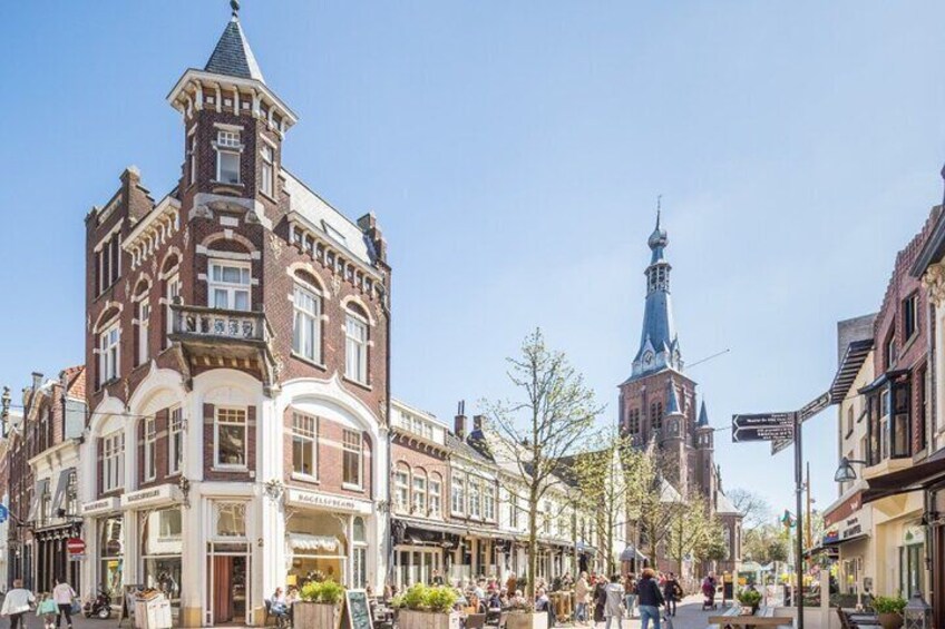 Private Self-Guided Walking Tour in Tilburg