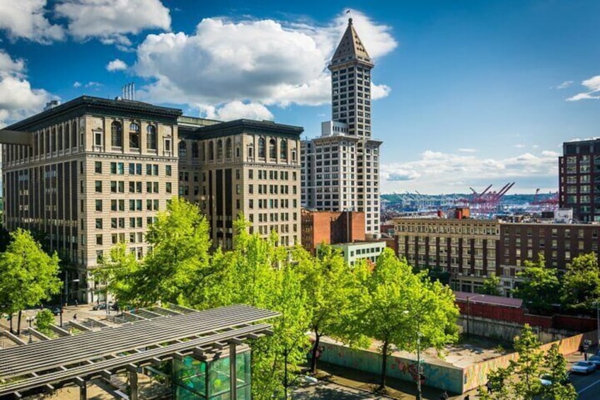 Historical Downtown of Seattle: Self-guided City Exploration Game