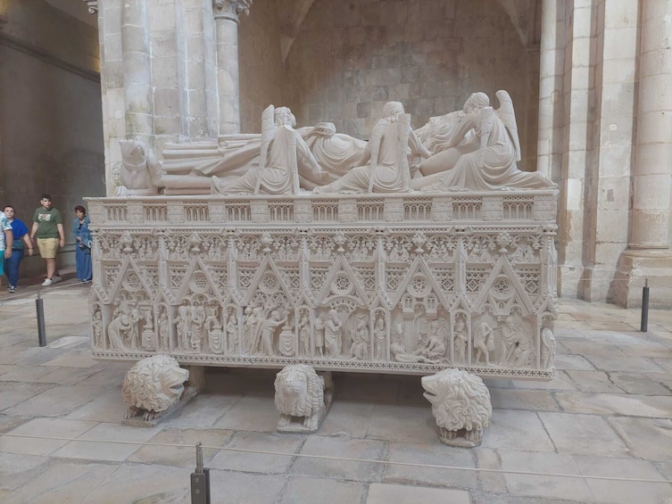 Alcobaça & Óbidos Experience