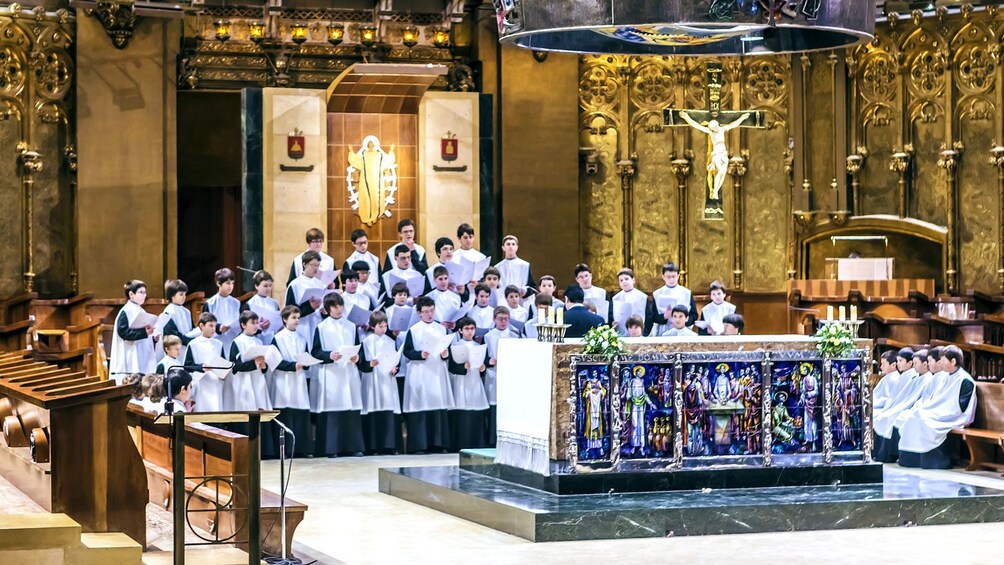 choir boys singing in Barcelona