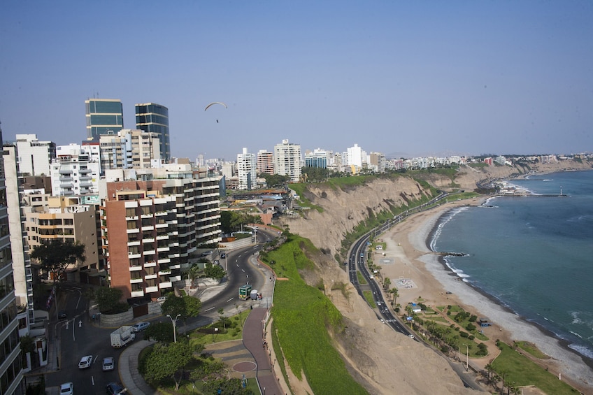 Barranco & Miraflores Boardwalk and Gastronomic Experience 