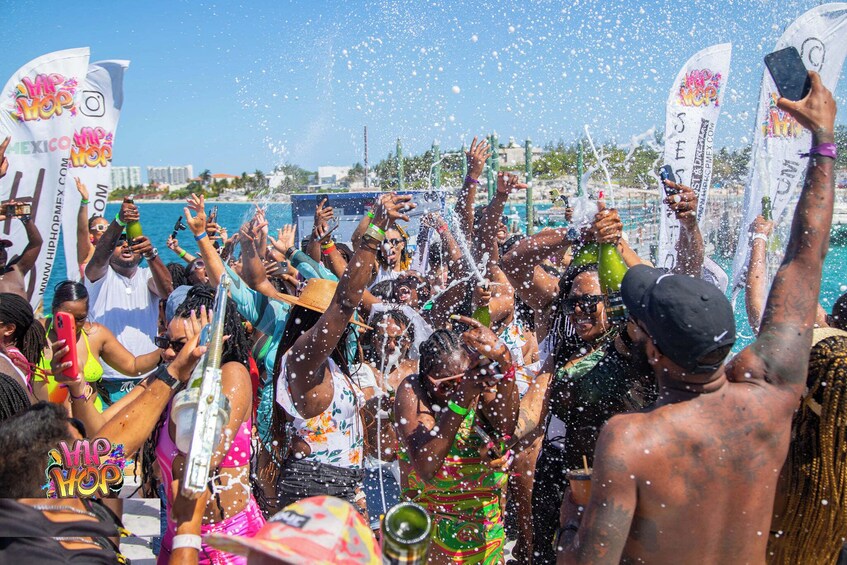 Hip Hop Sessions Boat Party
