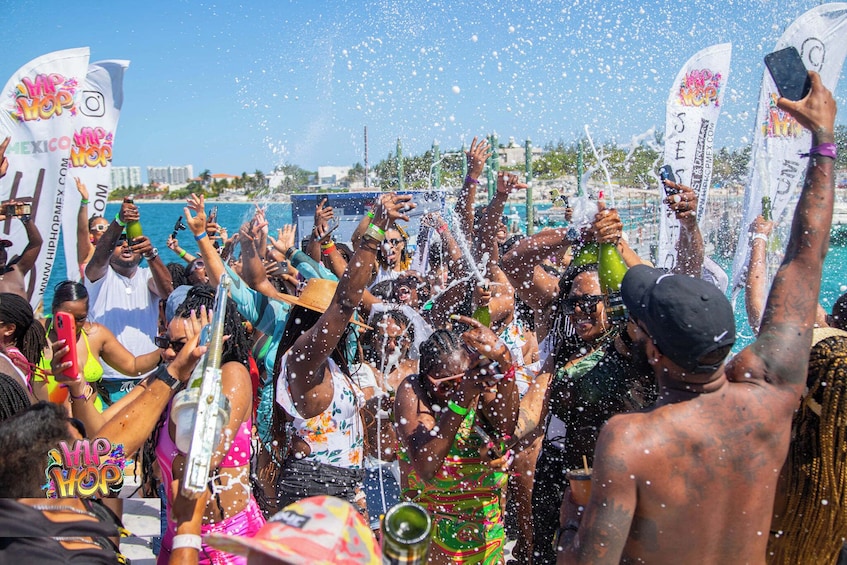 Hip Hop Sessions Boat Party