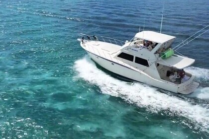 Private Boating Adventure for Snorkelling or Fishing in Nassau - 55ft boat