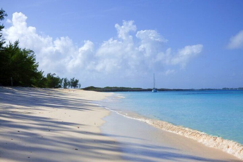 Rose Island beach has crystal clear water and beautiful white sand beaches to enjoy (only 20 minutes from Nassau)