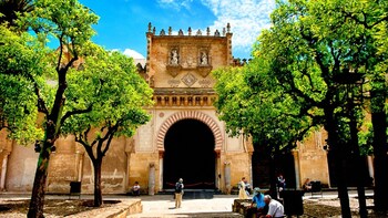 Córdoba, Caliphal City