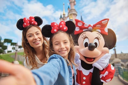 Disneyland®-parkene med valgfri transport fra Paris