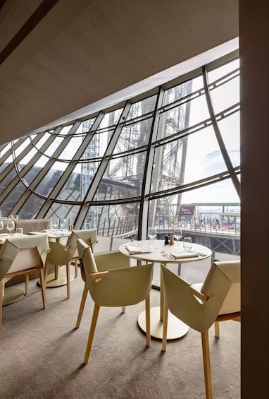 Paris by Night: Eiffel Tower Dinner & Seine River Cruise