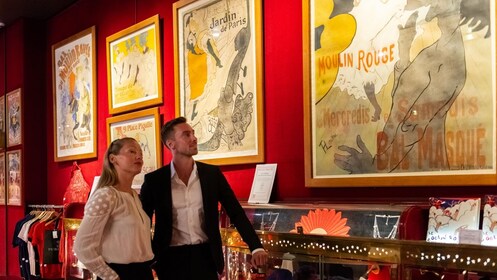 Riviercruise over de Seine en voorstelling in de Moulin Rouge met champagne