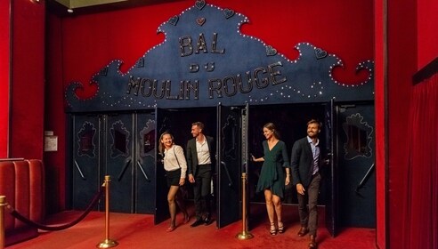 Croisière sur la Seine et spectacle du Moulin Rouge avec champagne