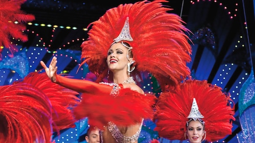Riviercruise over de Seine en voorstelling in de Moulin Rouge met champagne