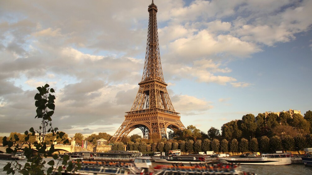 Paris Sightseeing Tours - Sightseeing Tours in Paris