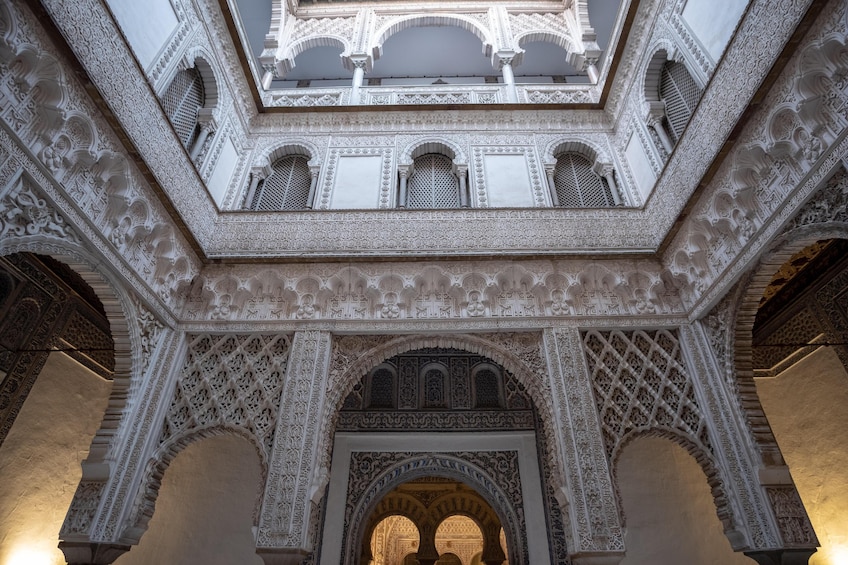 Seville, Alcázar,Cathedral-Giralda Skip-the-Line Guided Tour