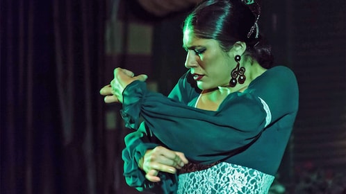 Séville de nuit : visite touristique à pied et spectacle de flamenco