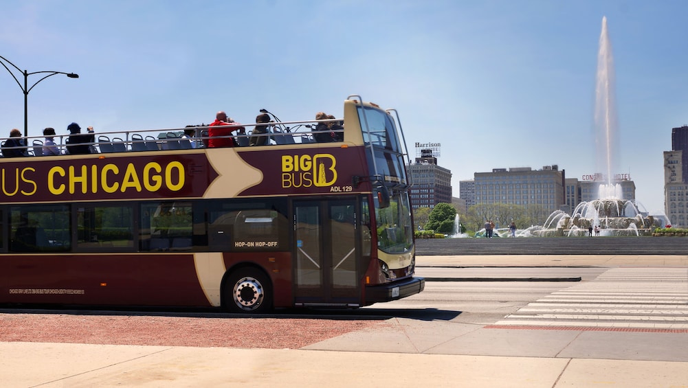 Chicago Hop-On Hop-Off Big Bus Tour