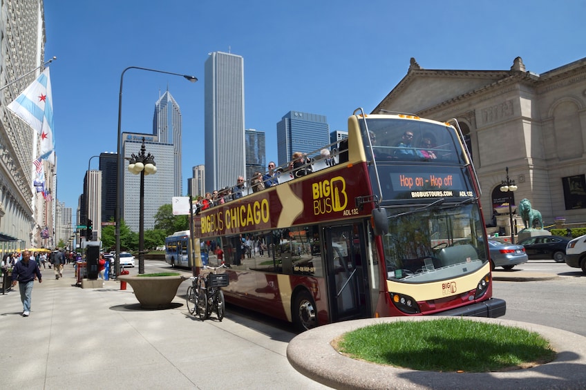 Chicago Hop-On Hop-Off Big Bus Tour