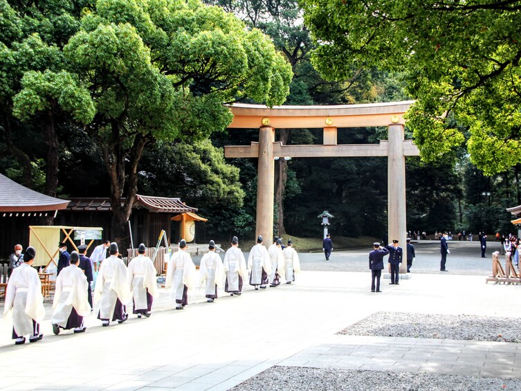 Full-Day Sightseeing Bus Tour in Tokyo with Cruise