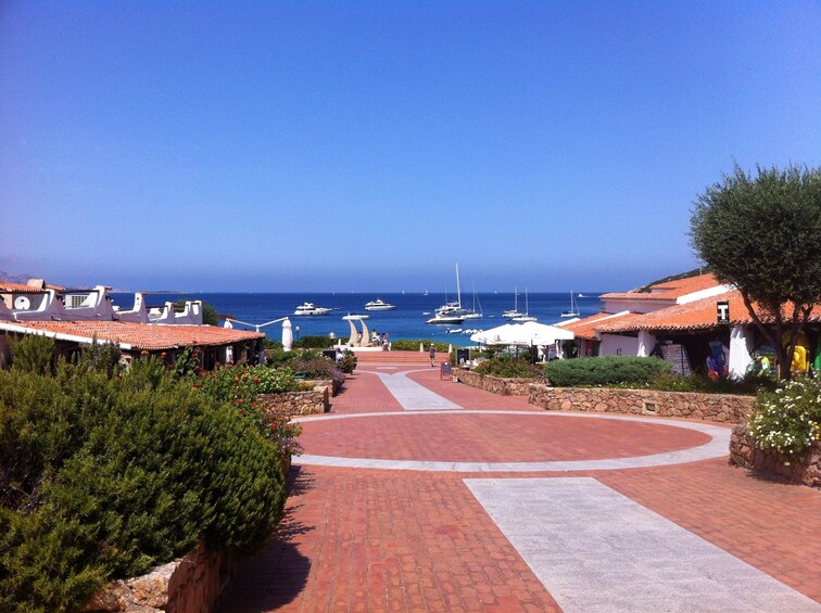 Costa Smeralda Sightseeing Tour in Sardinia: Small Group