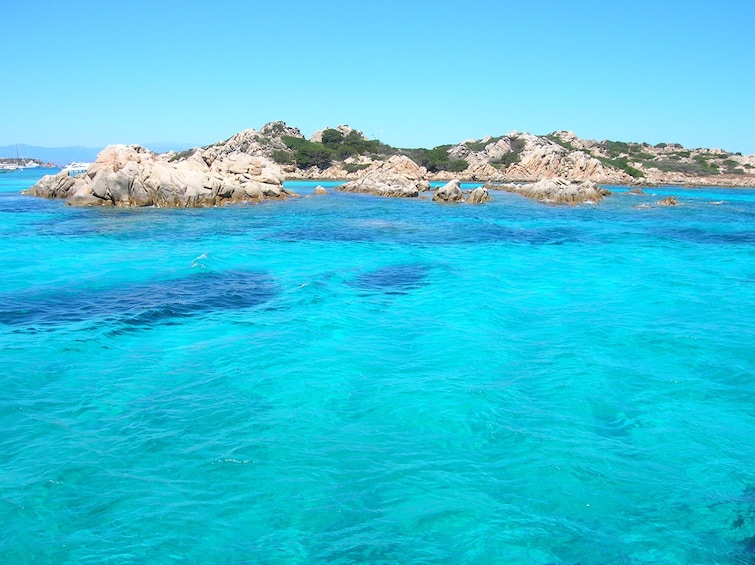 Costa Smeralda Sightseeing Tour in Sardinia: Small Group