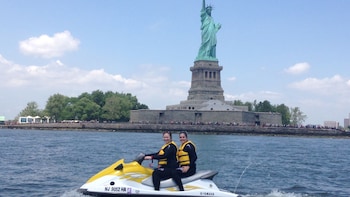 Circle Manhattan Jet Ski Tour