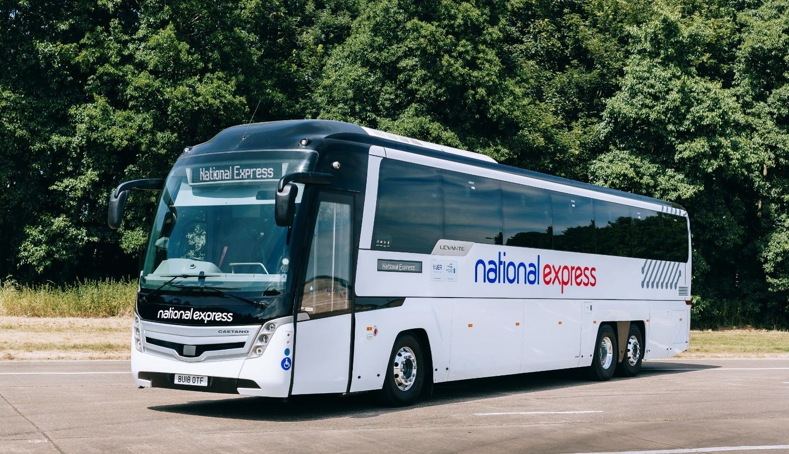 coach travel to gatwick airport