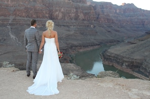 Grand Canyon Helicopter Wedding Package