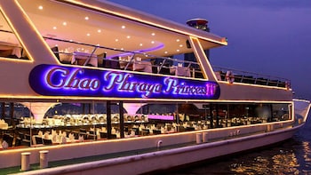 Chao Phraya River Dinner Cruise