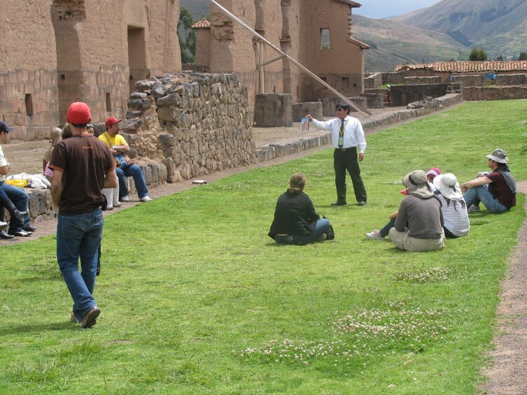 Cusco to Puno Shuttle & Guided Tour with Lunch