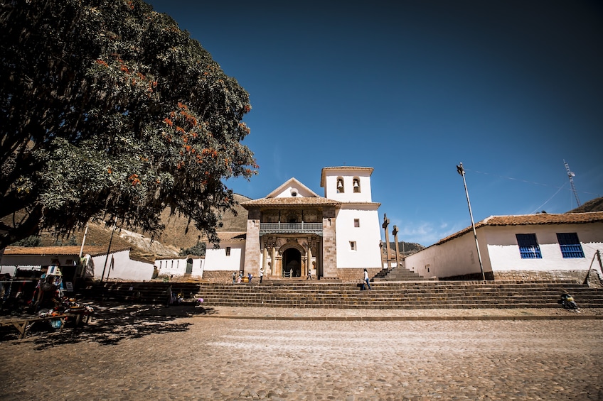 Cusco to Puno Shuttle & Guided Tour with Lunch