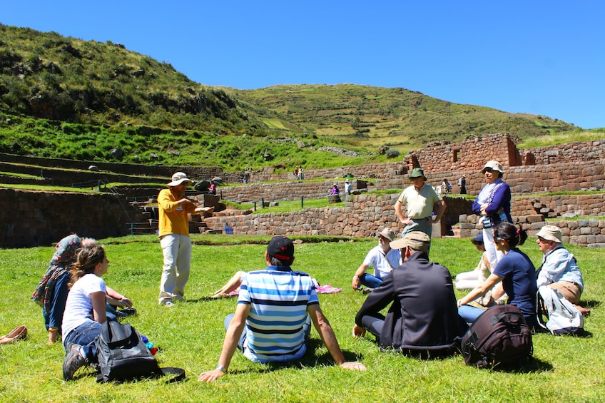 Half-Day Tour to Tipón, Pikillaqta and Andahuaylillas