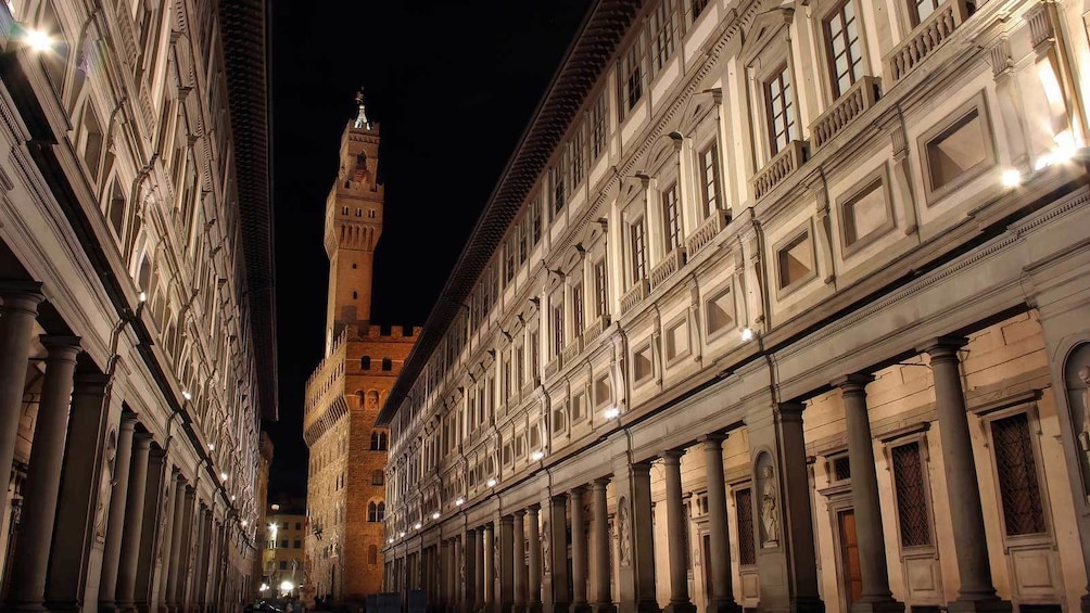 wandering the streets of Florence at night