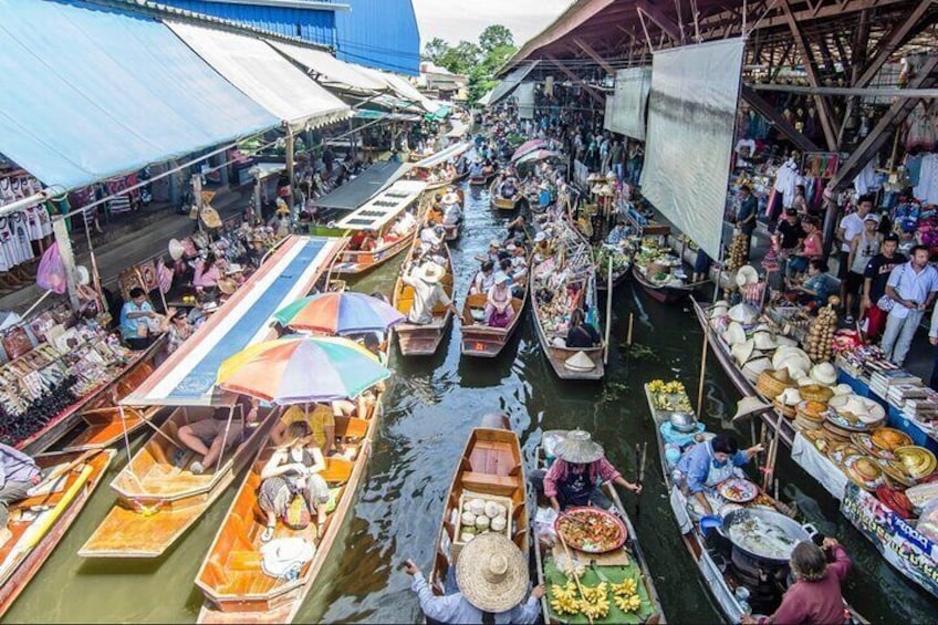 Famous Floating Market Damnoen Saduak Day Tour with Private Guide from Hua Hin