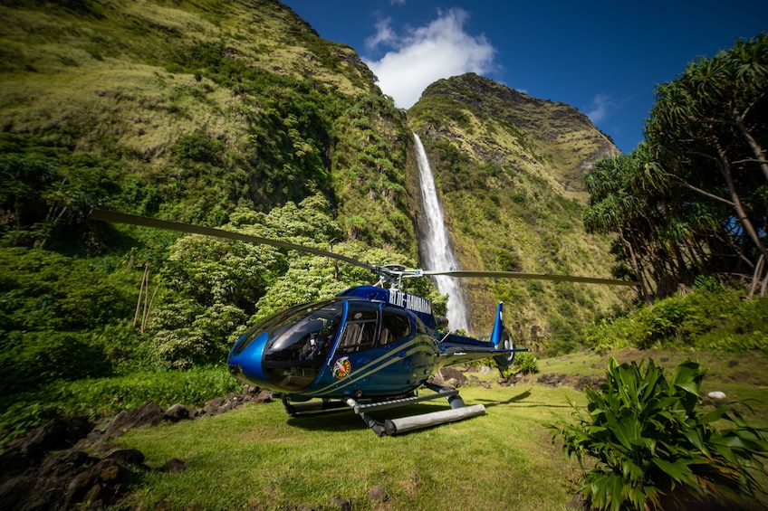 Show item 1 of 9. Big Island Spectacular with Optional Waterfall Landing