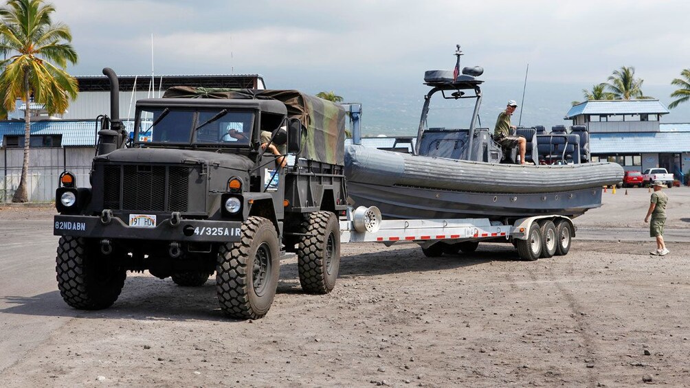 motorboat carried at the back of a truck in Hawaii