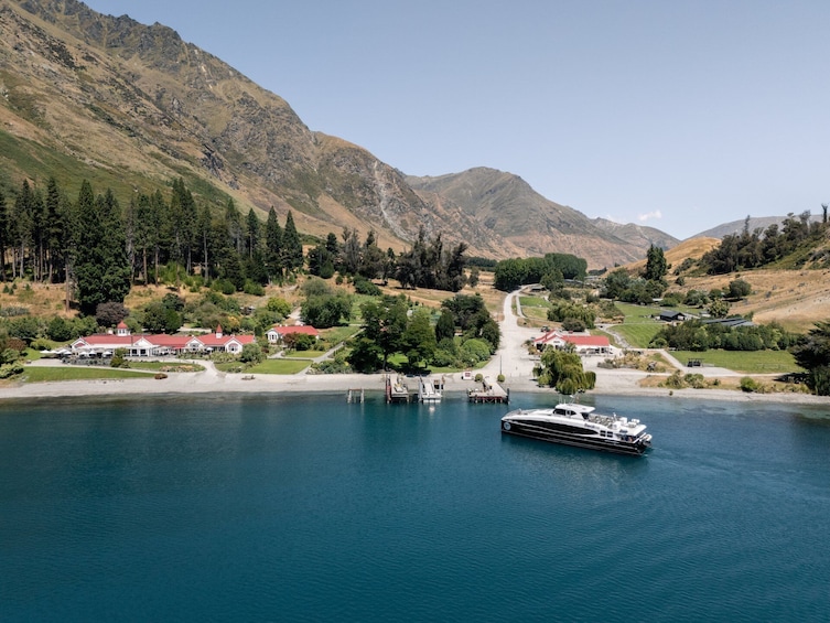 TSS Earnslaw Cruise & Barbecue Lunch