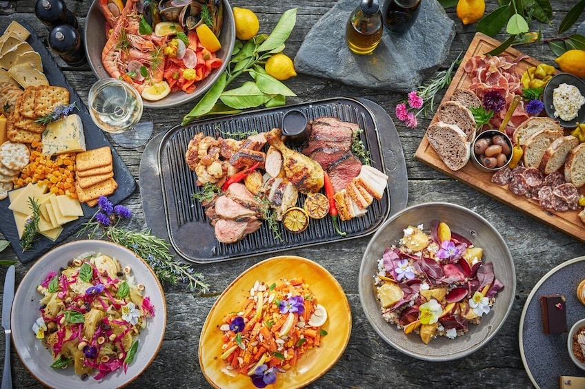 TSS Earnslaw Cruise & Barbecue Lunch
