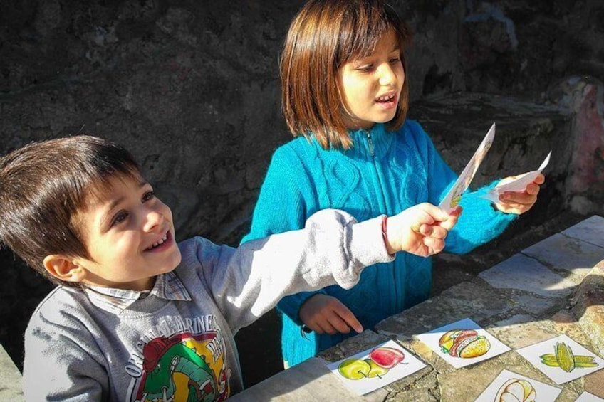 activites with chiildren in Pompeii