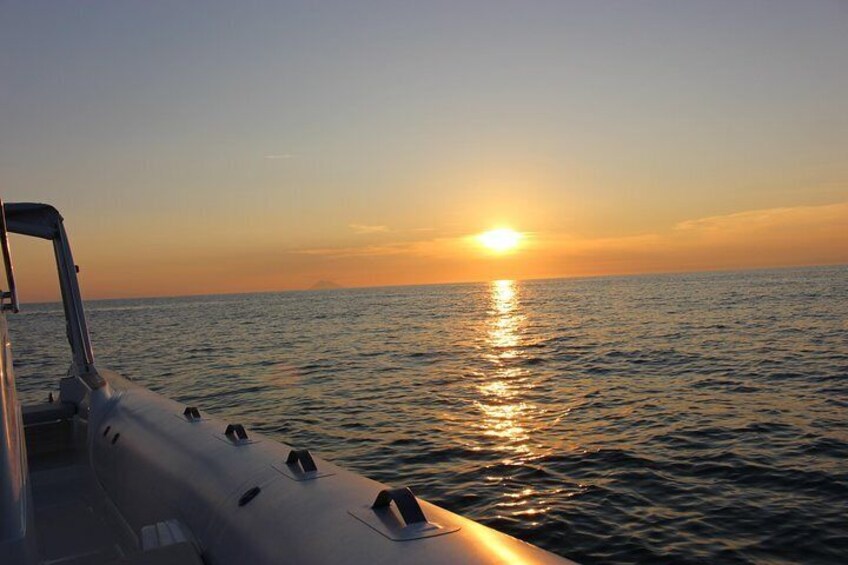 Sunset seen from the Marlove boat