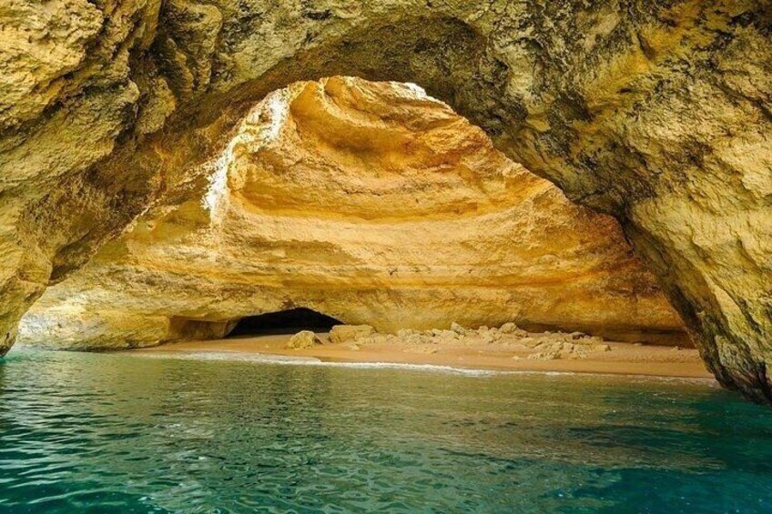 Portimão Private Boat Tour Caves Circuit and Coast Sightseeing