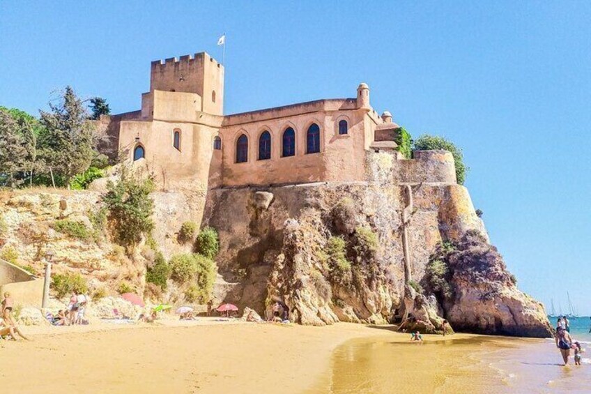 Portimão Private Boat Tour Caves Circuit and Coast Sightseeing