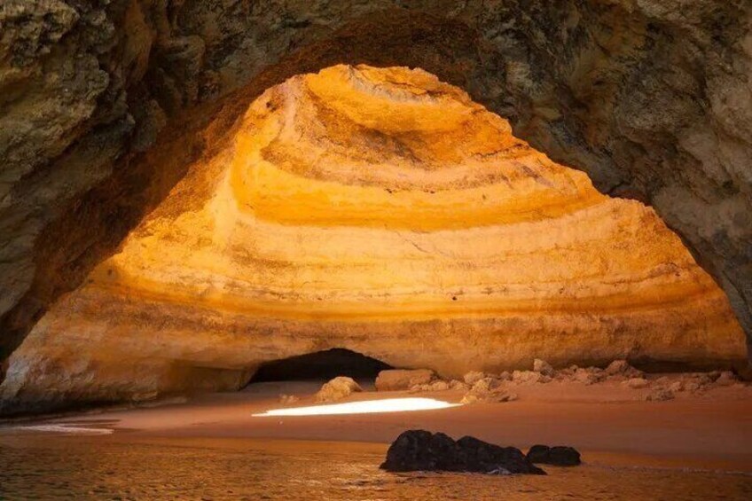 Portimão Private Boat Tour Caves Circuit and Coast Sightseeing