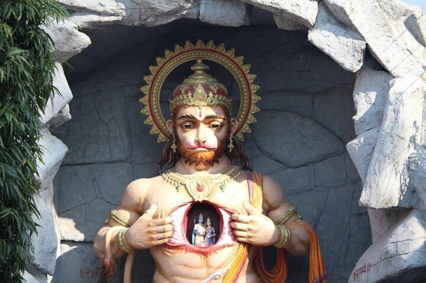 Hanuman Statue Parmarth Niketan