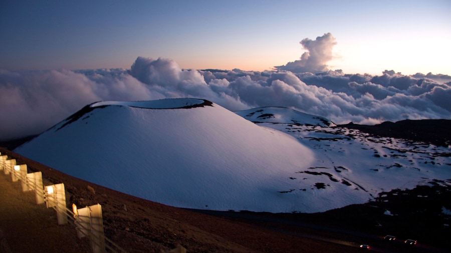 Snow covering the top of the Mauna Kea volcano in Hawaii